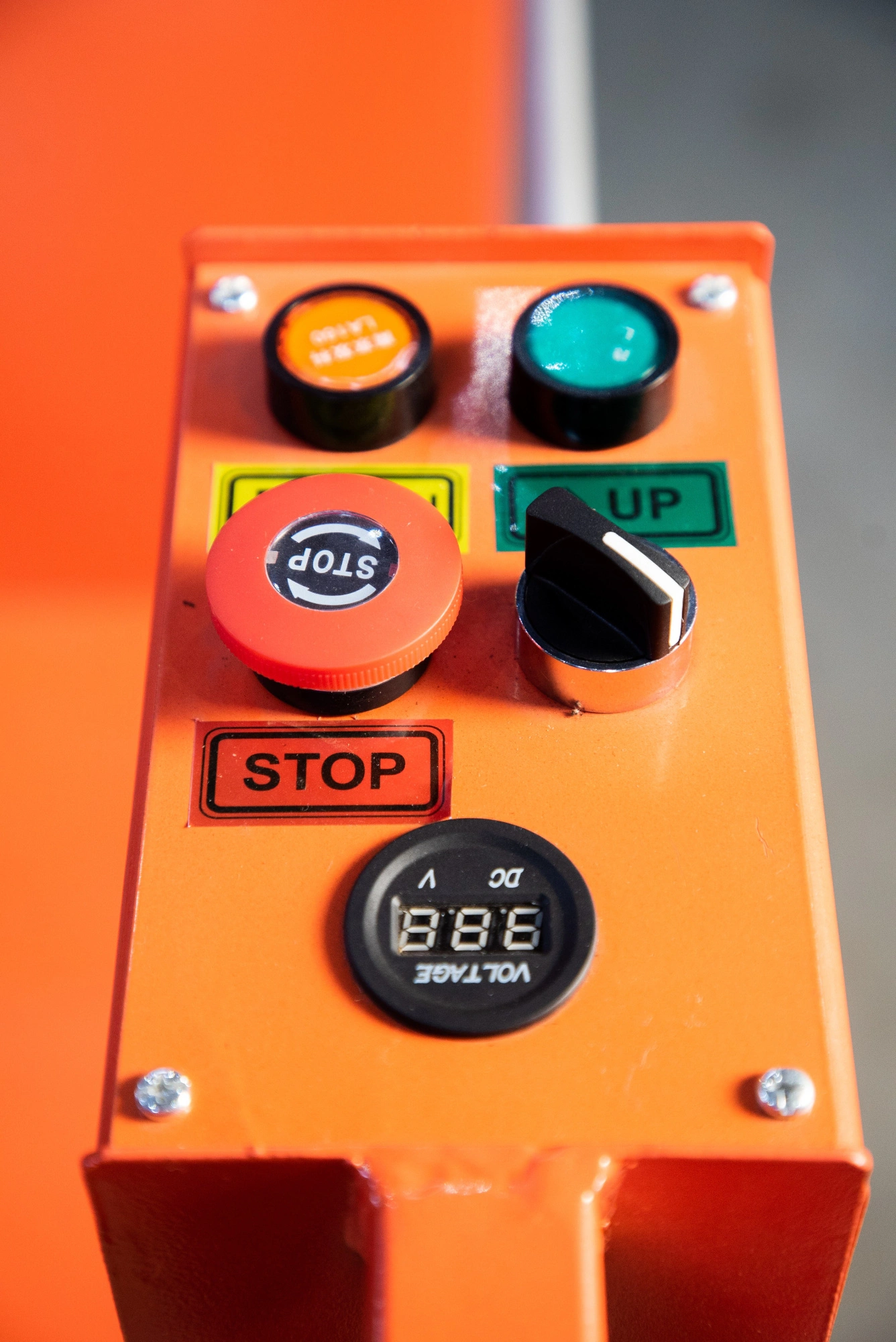 Сборщик заказов с электроподъемом 200 кг 4,0 м TOR GOPY4.403