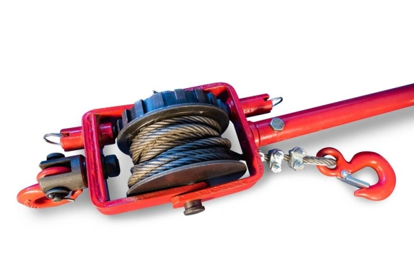 Лебедка ручная TOR ЛР-1,6 9 м PRO